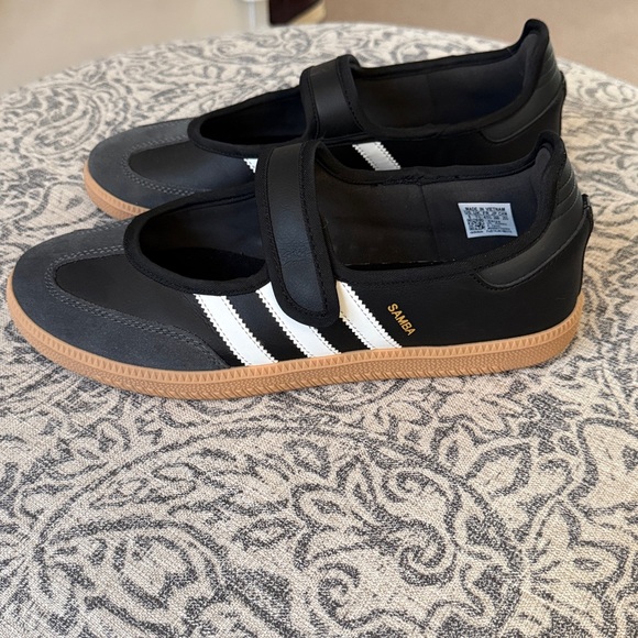 Adidas Black and White Strap Sneakers - Picture 3 of 6